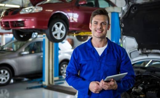 ¿Cómo y cuándo cambiar el líquido de la dirección hidráulica?