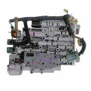 Detalle del puerto de escape TCC estilo temprano (no anular) en cuerpo de válvulas reconstruido 4L60E 1996-1999