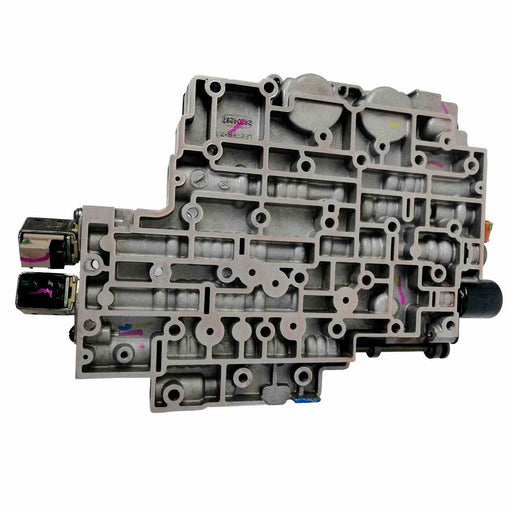 Juego completo de solenoides instalados en cuerpo de válvulas reconstruido 4L80E