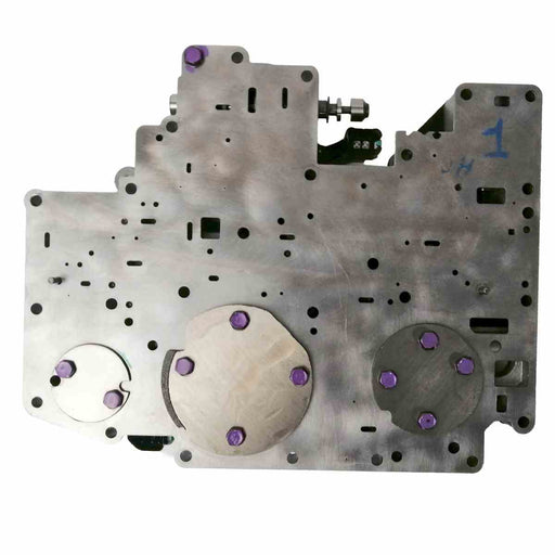 Juego completo de solenoides instalados en cuerpo de válvulas reconstruido 4R70W