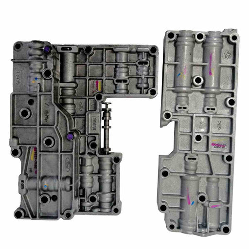 Detalle válvulas correderas calibradas en lower body reconstruido 4R100 Ford