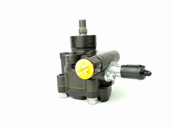 Bomba de Direccion Hidraulica Sin Deposito Ni Polea Nissan D21 2.4 L 1994/07