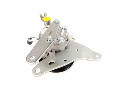 Bomba de Direccion 49110-4JM0A 2WD 4WD 2.5L Gasolina NP-300 Frontier D-23 2016/22